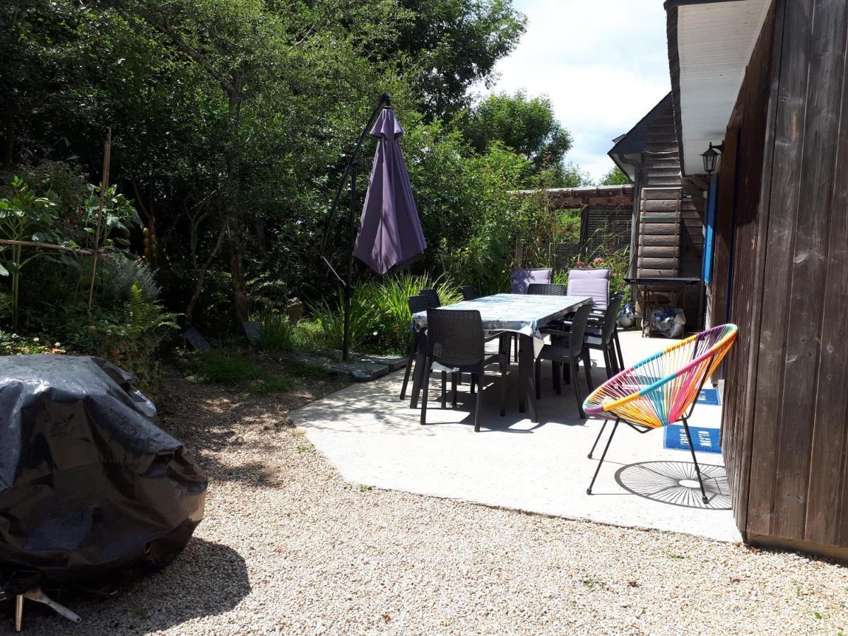 Plage700m, Maison D'hote Tres Calme,ecrin De Verdure, Sauna, Borne Elect, Bord Gr34 Holiday home Moelan-sur-Mer